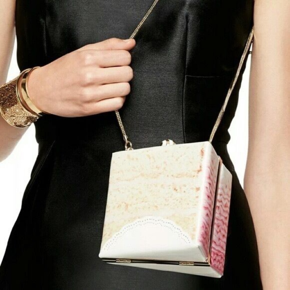 kate spade & magnolia bakery collab cake clutch